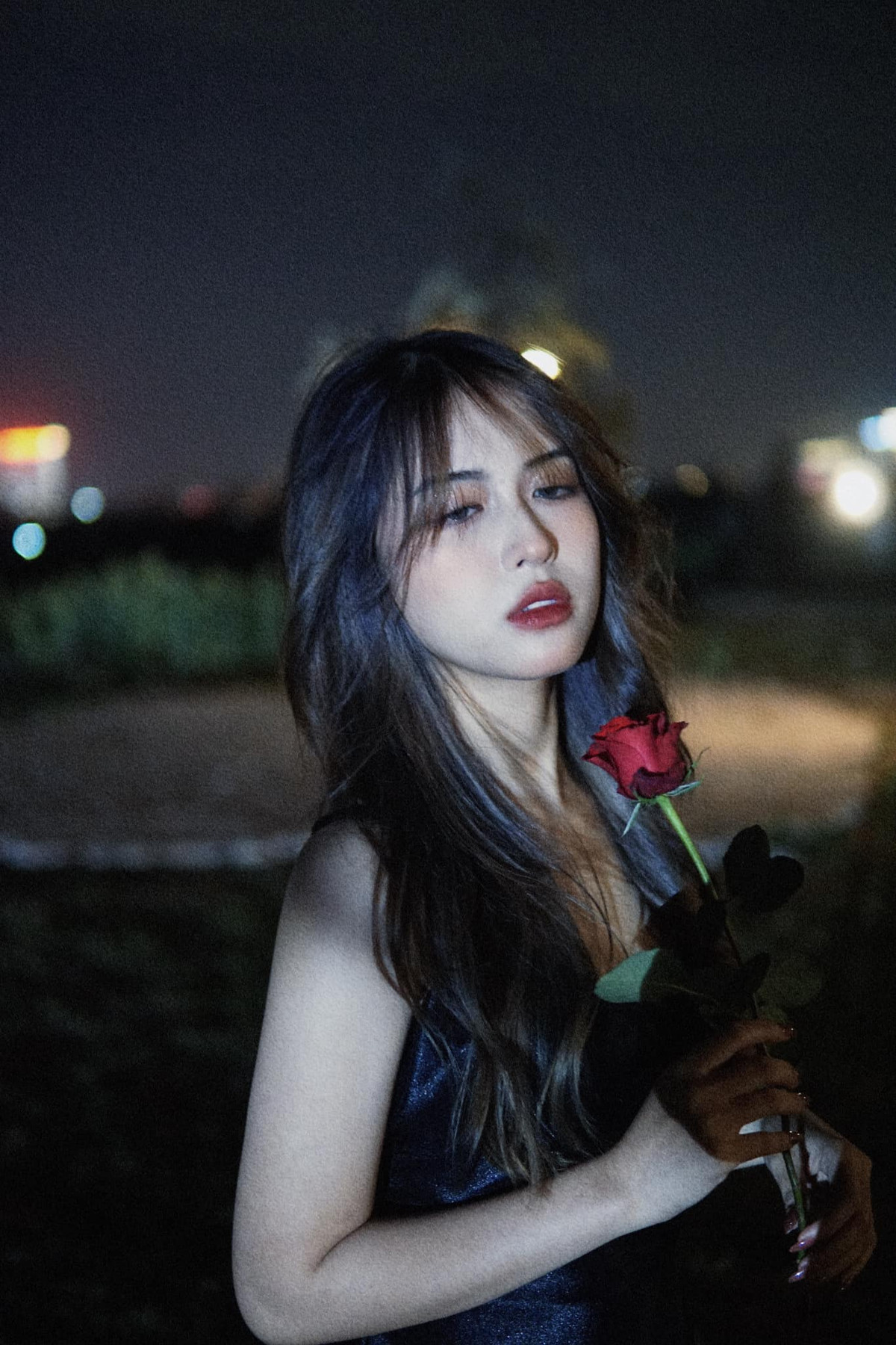 Cô nàng được dân mạng khen ngợi nhiều về nhan sắc. Vẻ đẹp trong veo của Kim Ngân khiến nhiều người "đổ gục". Ảnh: FBNV