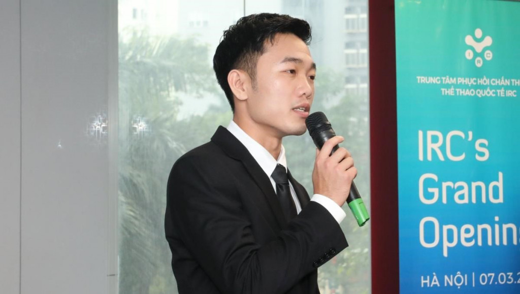 Được biết vào tháng 5/2020, nam tiền vệ đội tuyển Việt Nam và các cộng sự đã bắt đầu khởi động dự án. Sau quá trình đào tạo, tháng 3/2021, trung tâm chính thức được khai trương. Tính đến tháng 4 năm nay, trung tâm đã phục vụ 341 lượt khách, doanh thu đạt khoảng 3,5 tỷ đồng.