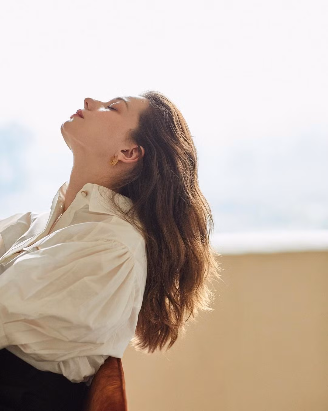 “Tien nu Dong Au” dang khien thanh nien chau A phat cuong la ai?