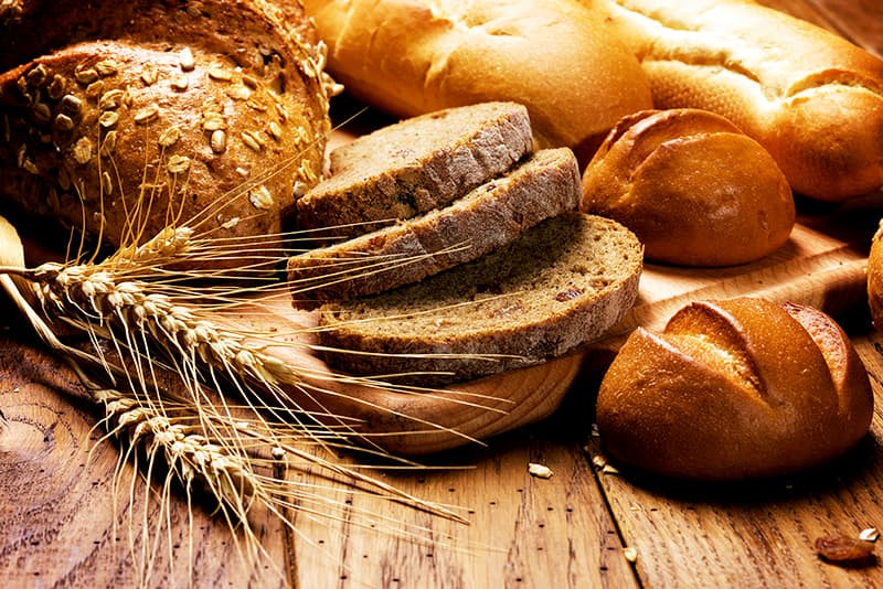 Ukraine từng được mệnh danh là "giỏ bánh mì của châu Âu". Tên gọi này xuất phát từ việc đất nước này có nhiều vùng đất màu mỡ, thích hợp để trồng lúa mì và nhiều loài cây lương thực.