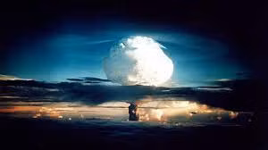 Trước sức mạnh quân sự đáng gờm của Liên Xô, Mỹ bí mật chuẩn bị kế hoạch tấn công Liên Xô và các nước trong khối bằng vũ khí hạt nhân trong trường hợp cần thiết.