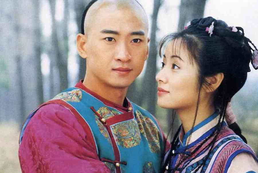 Vì mất đi con gái yêu nên vua Càn Long dành nhiều tình thương cho cháu ngoại - Phong Thân Tế Luân.