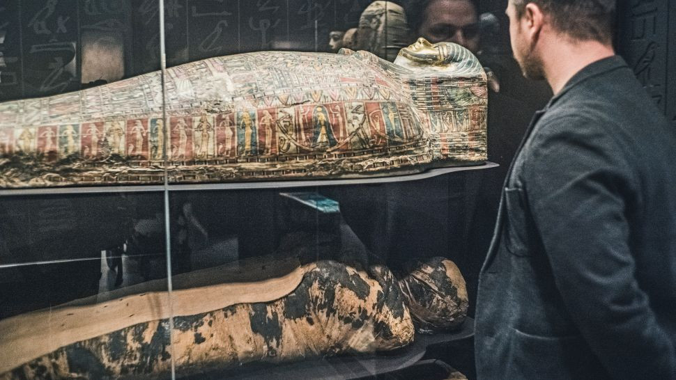 Theo các chuyên gia, xác ướp thuộc về một phụ nữ qua đời khi khoảng 20 - 30 tuổi. Vào thời điểm tử vong, người này đang mang thai 26 - 30 tuần.