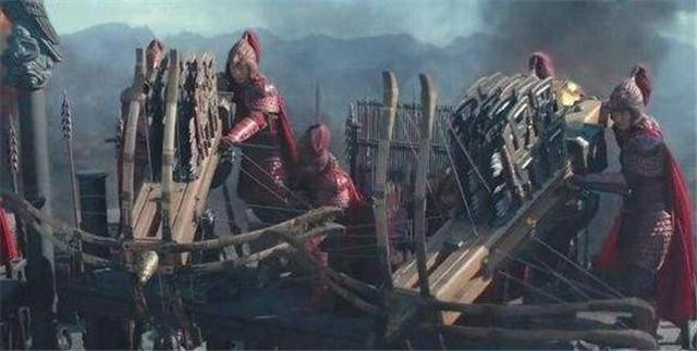 Tốc độ trung bình của nỏ bắn ra là khoảng 2 mũi tên/phút. Nếu một cung thủ có nhiều năm kinh nghiệm sử dụng loại nỏ trên thì có thể bắn từ 10 - 12 mũi tên/phút.