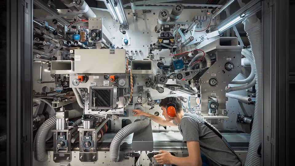 Với việc sử dụng công nghệ khí hóa, giải pháp của viện INECO có ứu điểm là xử lý chất thải nhanh và có chi phí rẻ. Thêm nữa, quá trình trên cũng tạo ra một loại khí tổng hợp có thể được sử dụng để sản xuất nhiệt.