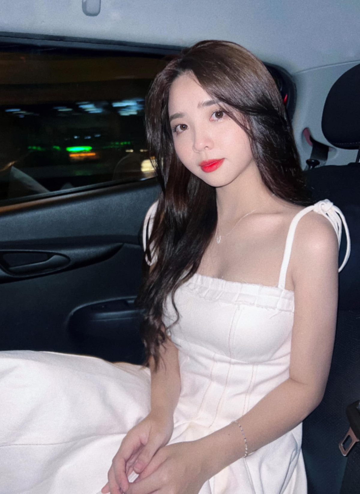 Huỳnh Thị Diễm Mi (Cindy) là hot girl TikTok mới nổi lên thời gian gần đây.