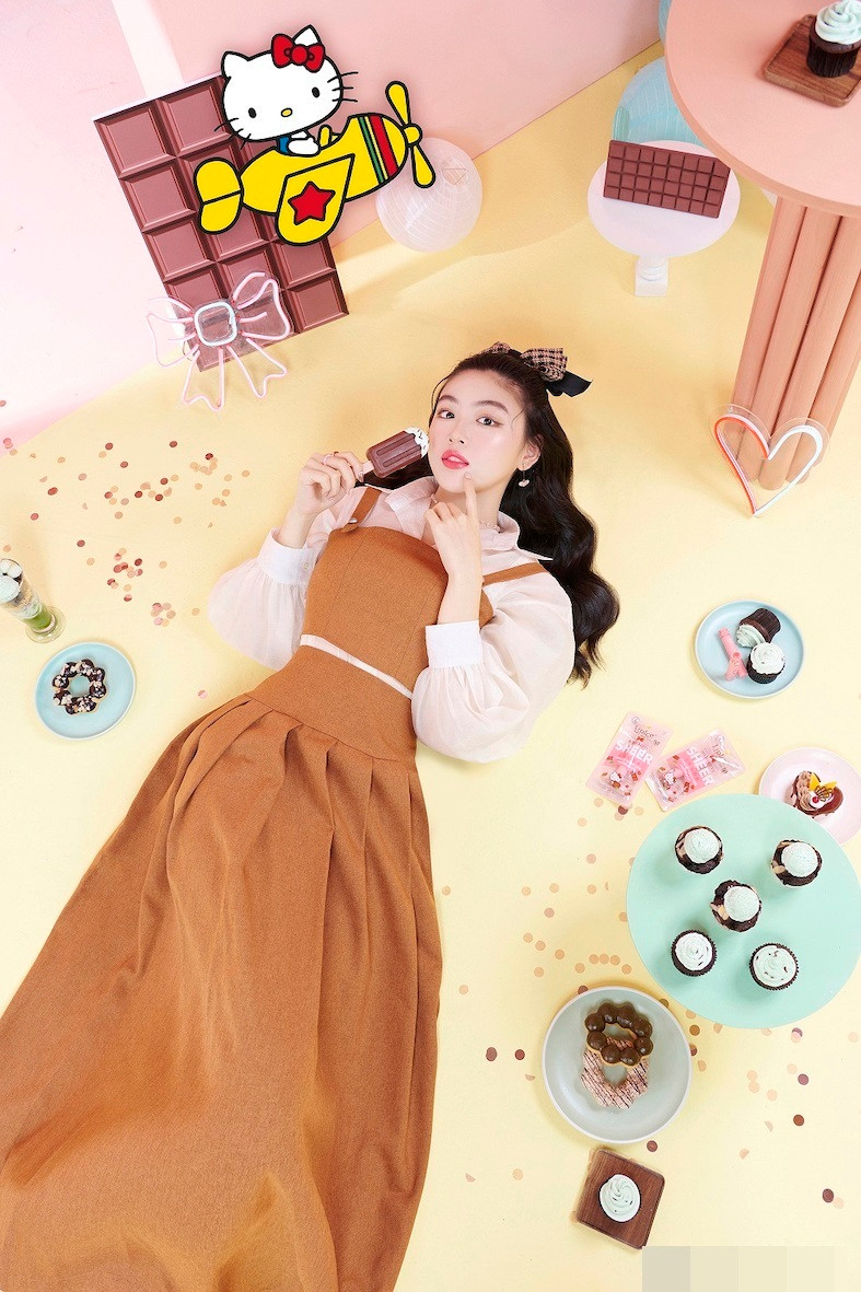 Ở phần bình luận bài đăng, cư dân mạng khuyên Lọ Lem nên tham gia các cuộc thi nhan sắc trong tương lai gần.