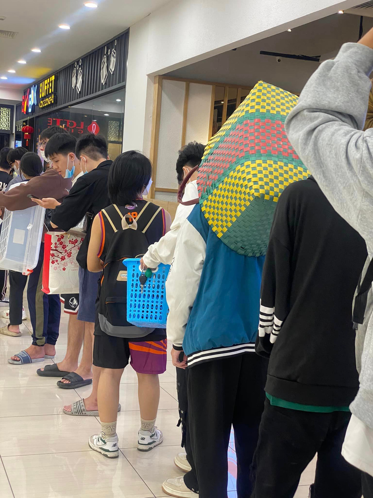 Được biết đây là lần hiếm hoi một cụm rạp phim tổ chức chương trình như trên, vậy nên nhiều bạn trẻ đã tỏ ra vô cùng hào hứng.