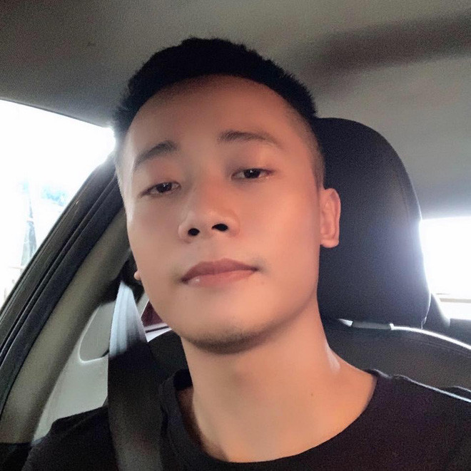 Nhắc đến những cái tên YouTuber nổi tiếng, dân mạng chắc chắn không thể bỏ qua cái tên Quang Linh Vlogs.