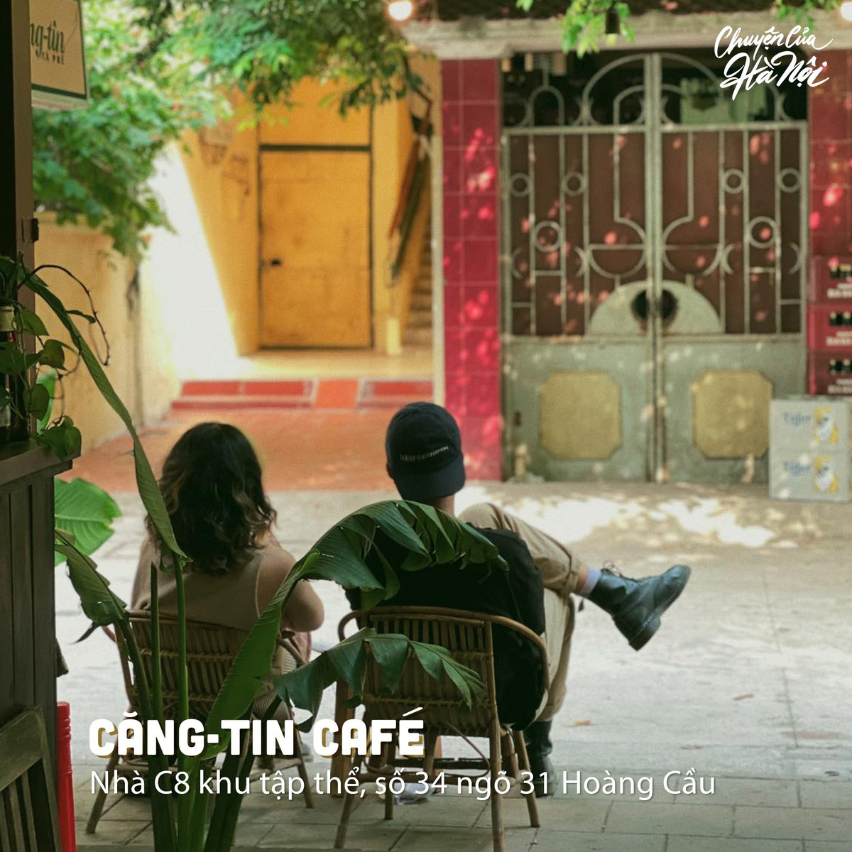 Căng-tin Caphe nằm tầng một trong khu tập thể, với diện tích khiêm tốn, decor mộc mạc giản dị không khác gì lớp học. Ảnh: Chuyện của Hà Nội