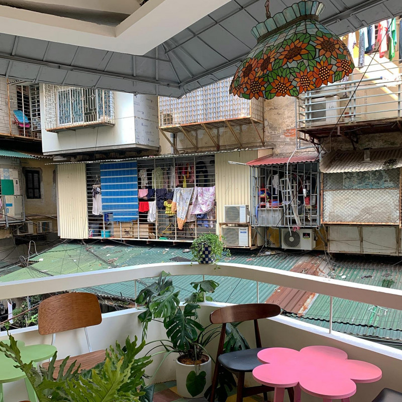 Quán có gam màu pastel, đồ decor đơn giản, vintage nên chụp góc nào cũng xinh. Ảnh: Facebook