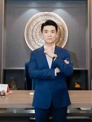 Được biết Đỗ Quang Vinh có một cặp song sinh gồm một trai một gái vô cùng đáng yêu, được đặt tên ở nhà là Gấu và Thỏ.