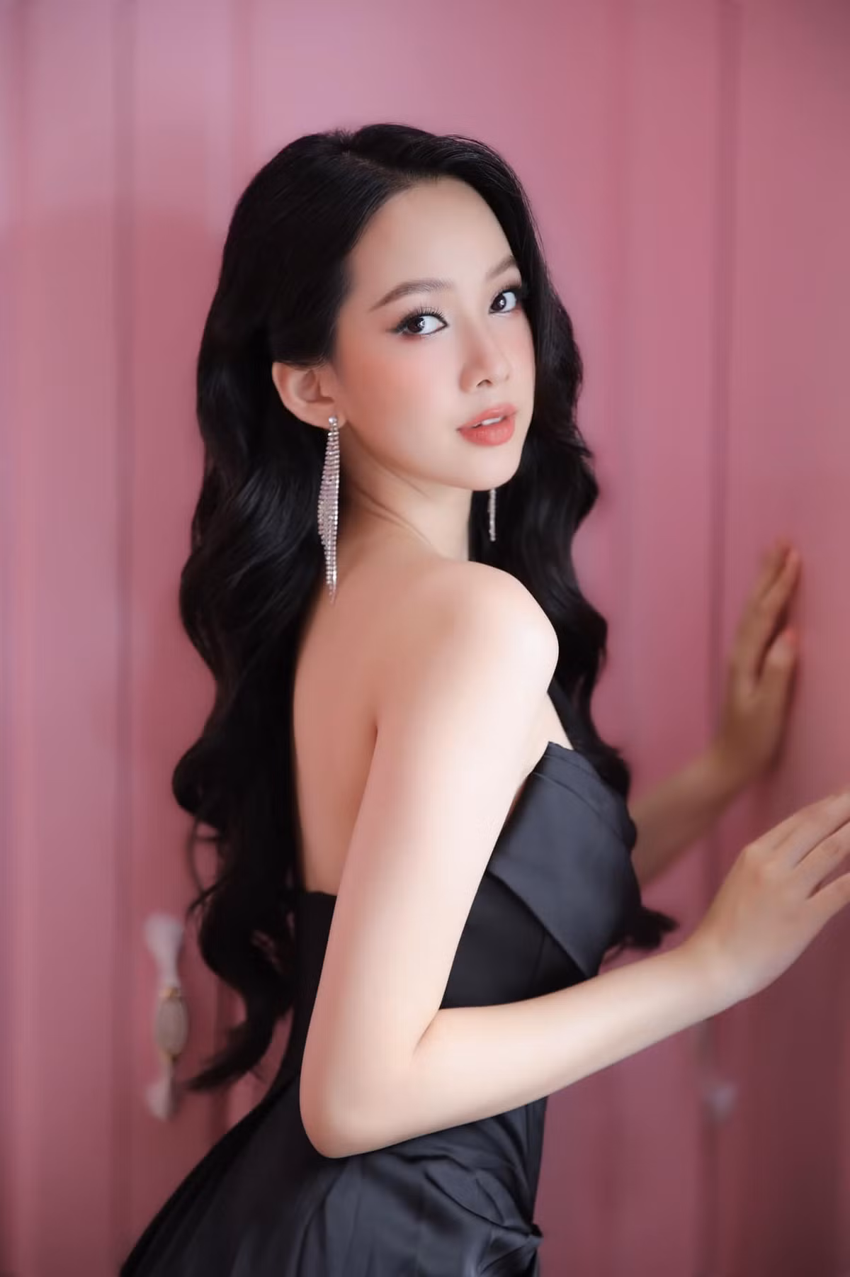 Dù không được giải cao nhất nhưng Phương Quỳnh được nhớ tới là thí sinh đạt chuẩn đẹp kép của cuộc thi.