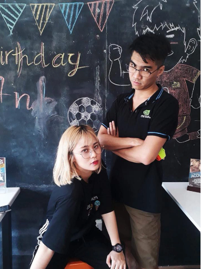 Tuy vậy, cả hai đã khẳng định họ chỉ là những người đồng nghiệp, anh em quý mến và hợp tính nhau chứ không có chuyện nảy sinh tình cảm.