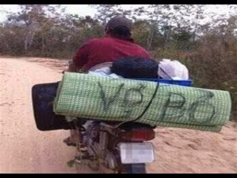 Bởi các chị em luôn có cái lý của riêng mình và bao giờ họ cũng chiến thắng.