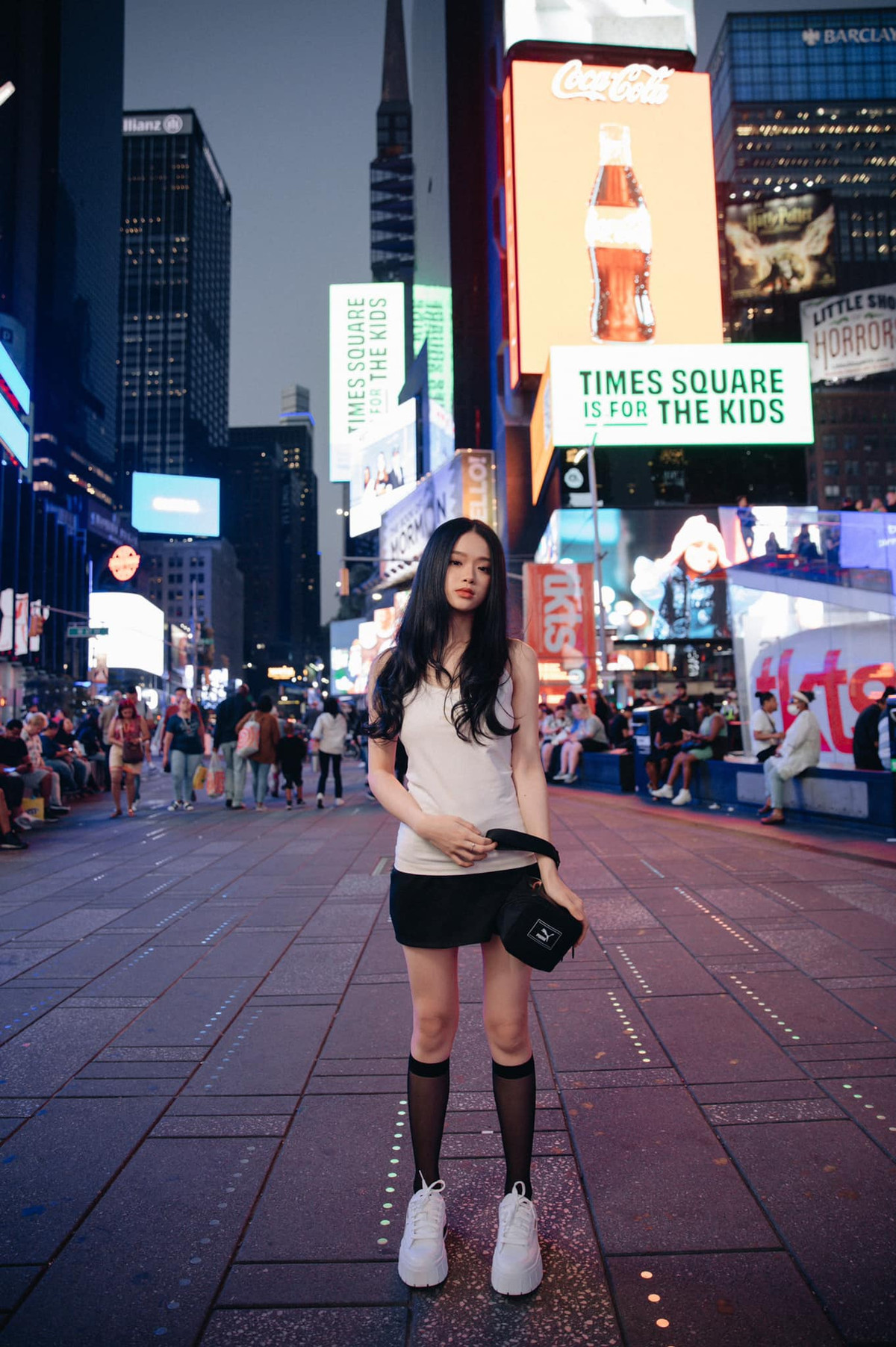 Là một người có gu, Linh Ka gần đây ít khi khiến người khác phải phàn nàn hay thất vọng về cách “lên đồ” của mình.