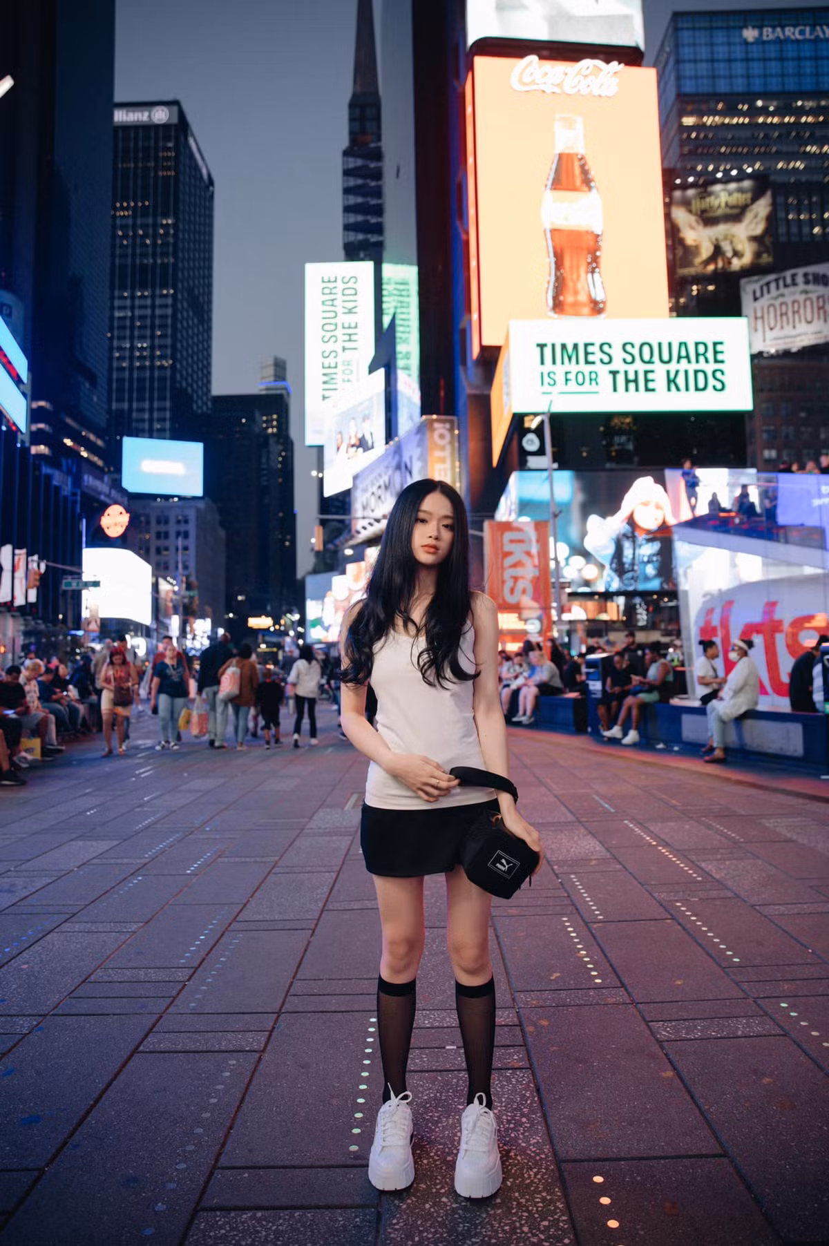 Là một người có gu, Linh Ka gần đây ít khi khiến người khác phải phàn nàn hay thất vọng về cách “lên đồ” của mình.