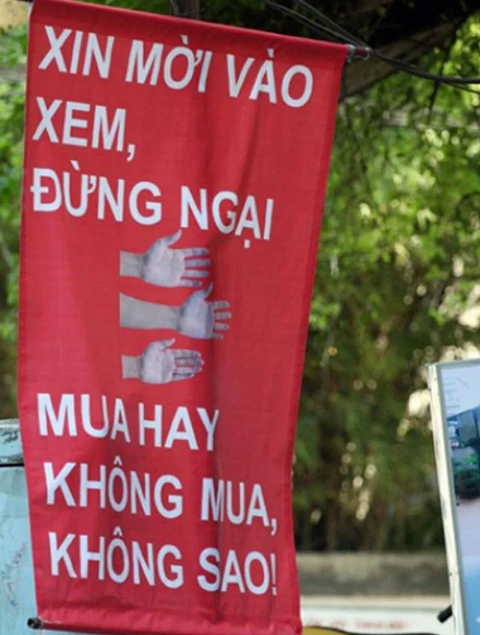 Chủ cửa hàng đúng chuẩn "nhà người ta rồi". Khách nào trông thấy mà không nhanh chân vào mua chứ. Ảnh: Tổng hợp