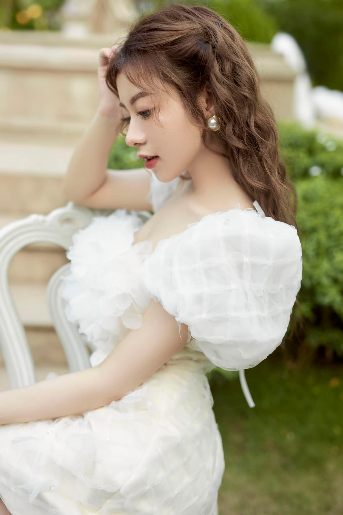 Mặc dù có chiều cao khiêm tốn nhưng Thu Trang vẫn thuận lợi làm người mẫu ảnh.