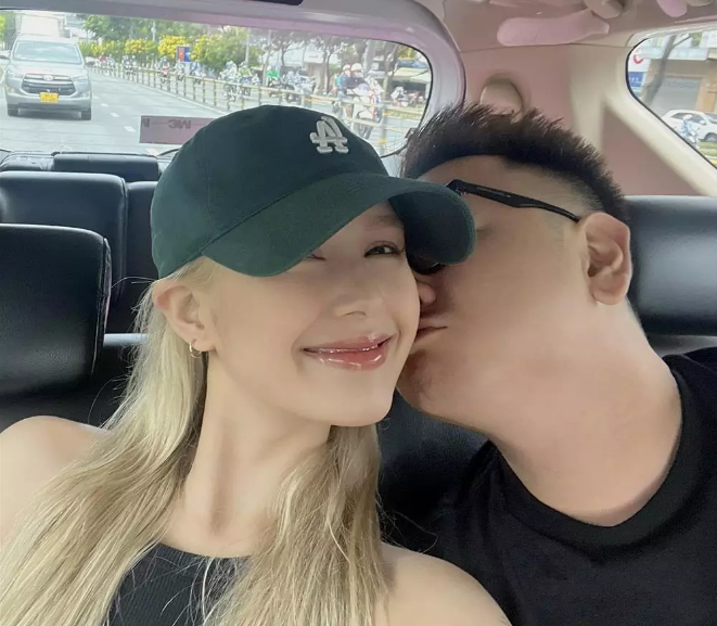 Đọc những lời lẽ khó nghe, hot girl Sài thành này đáp trả: "Bạn ơi, tụi mình kinh doanh chung thì tiền ai người nấy bỏ chứ không phải chồng đầu tư cho mình nên bạn đừng bình luận như kiểu mình không bỏ đồng nào".