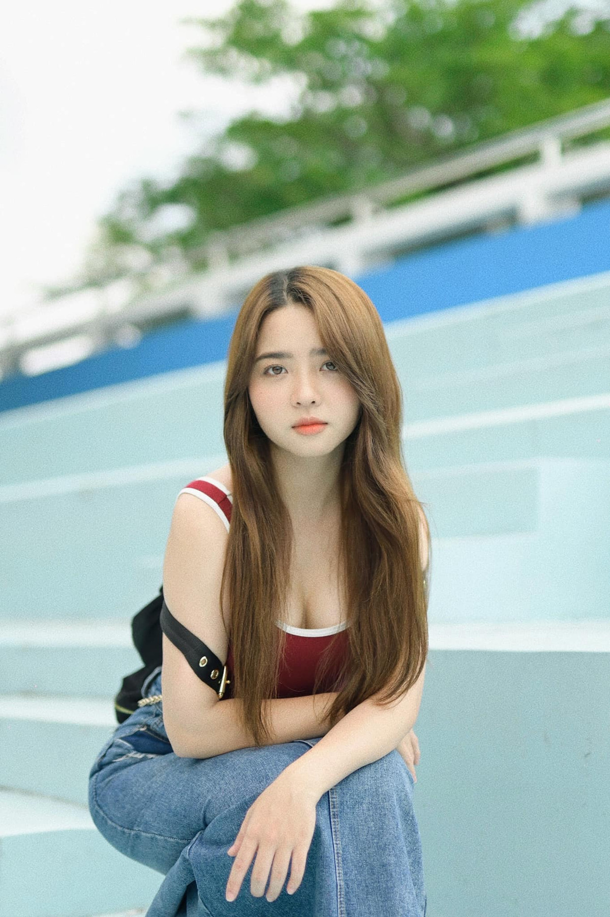 Chẳng cần ăn mặc hở bạo như bao cô gái khác, Cindy vẫn hút triệu fans chỉ nhờ vào nhan sắc trong trẻo của mình.