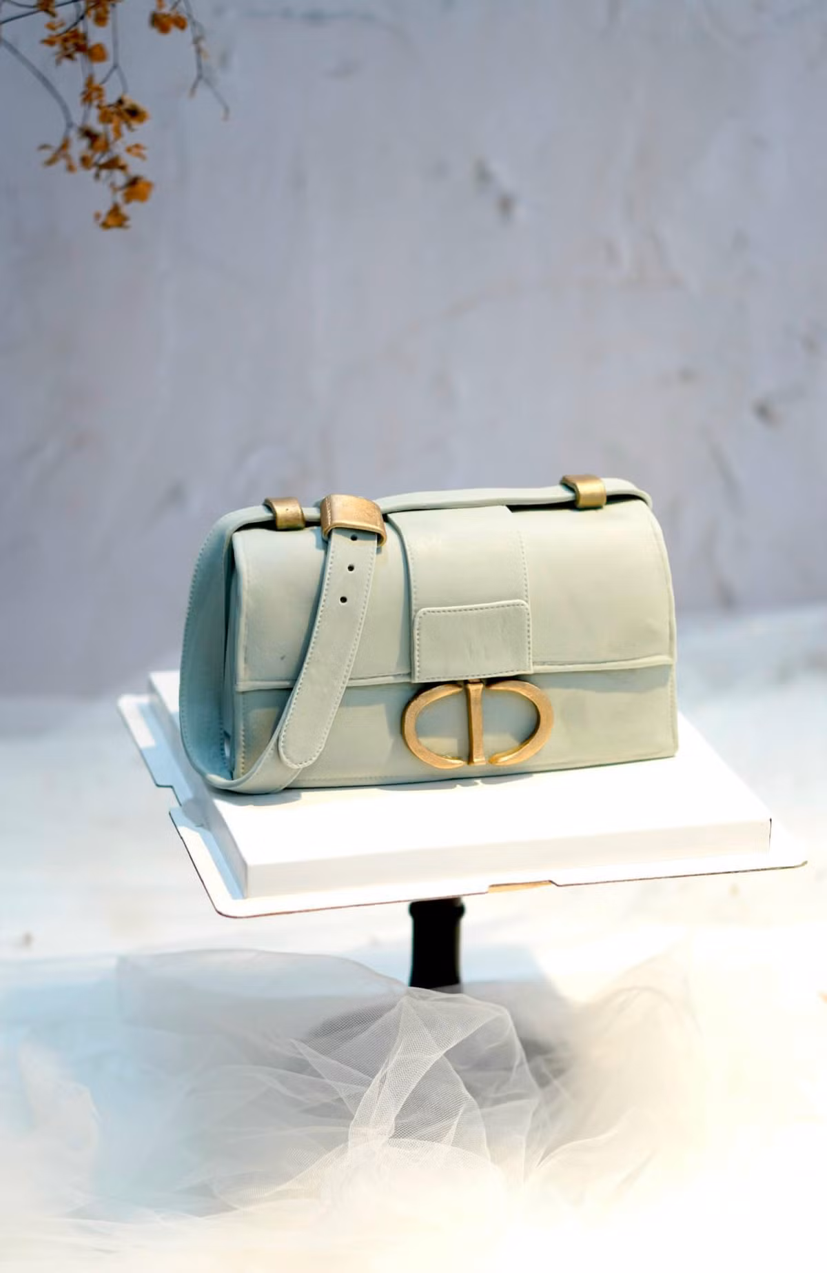 Nhiều người đã phải trầm trồ vì không tin được những chiếc túi này chỉ là bánh kem. Ảnh: Đặng Hằng