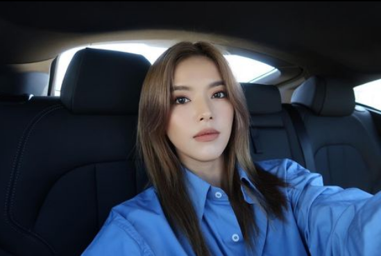 Ngoài ra, Trúc Anh cũng thể hiện khả năng diễn xuất khi tham gia đóng phim, MV, TVC.