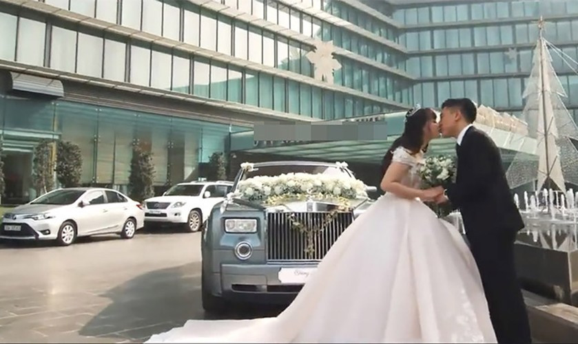 Không giải thích rõ về cú lừa 17 tỷ đồng, "Anna Bắc Giang" tập trung phản pháo chị N. đã “moi móc" những thông tin cá nhân, thậm chí là hack tài khoản mạng xã hội của cô.