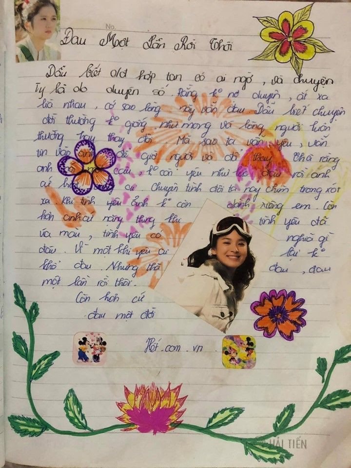 Cuốn sổ tay vừa dùng để viết tự bạch, từ viết nhật ký, viết thơ, chép nhạc, ép hoa, ép lá....đó là khoảng thời gian tuổi thơ không thể nào quên.