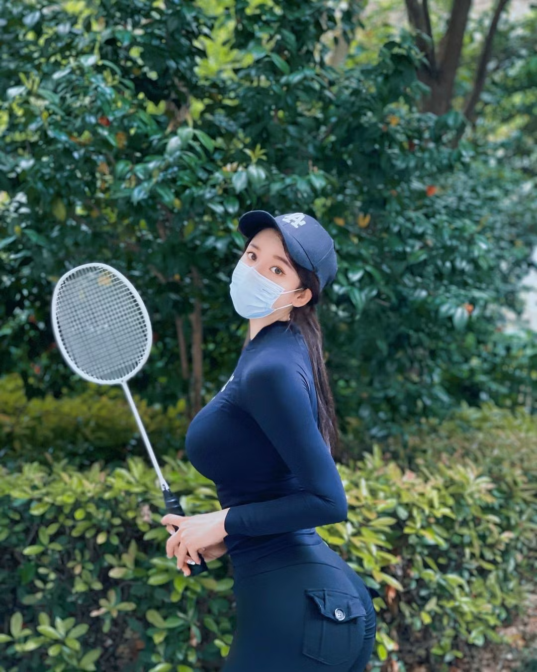 Do vậy để có được thân hình săn chắc như hiện tại người đẹp đã phải luyện tập chăm chỉ.