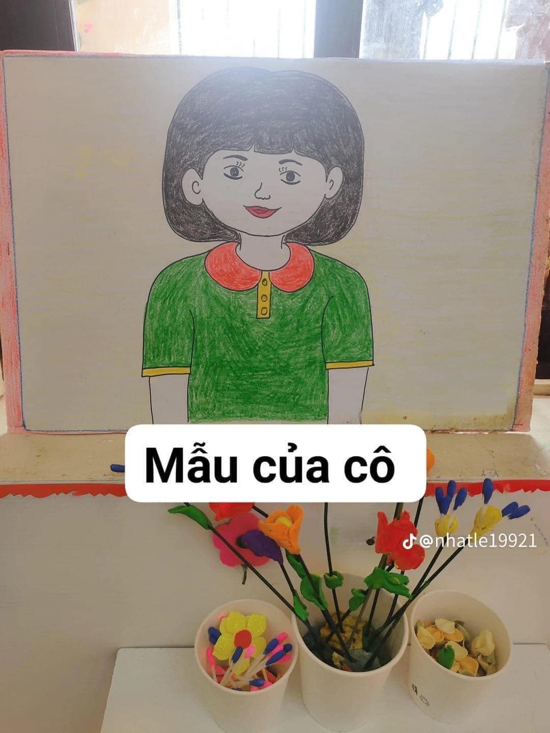 Vẽ tranh tả mẹ, hội nhóc tỳ tạo nên sản phẩm cực hài Ve tranh ta me, hoi nhoc ty tao nen san pham cuc hai