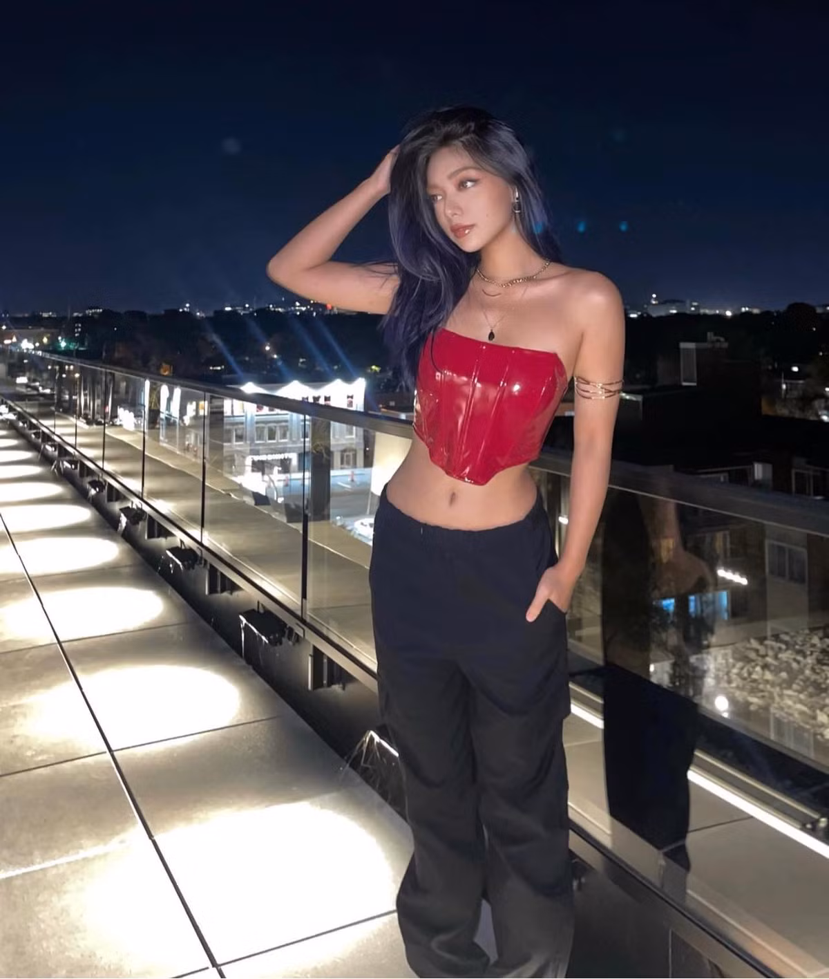 Mặc dù không phải là con lai nhưng ở Katleen có nét lai Tây rất riêng, có lẽ do cô đã sinh sống ở Canada từ nhỏ.