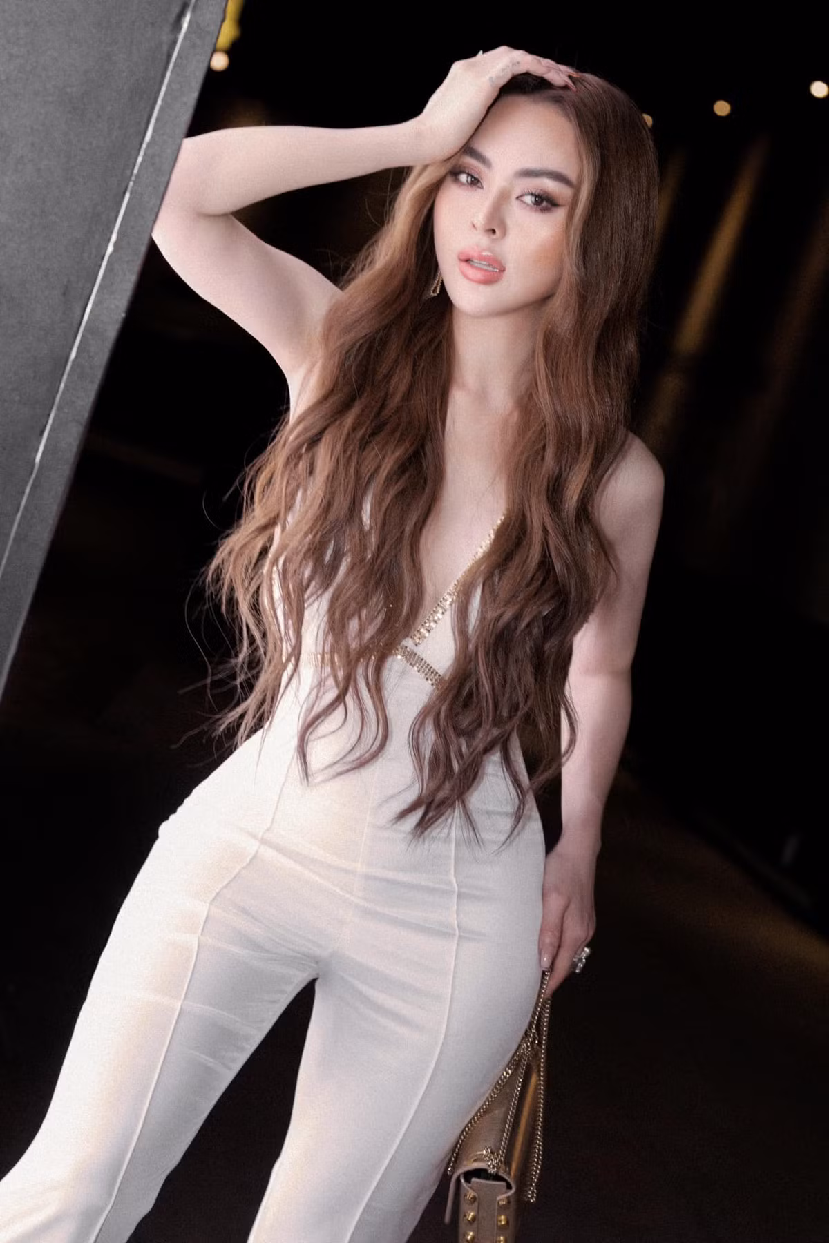 Mỗi khi xuất hiện trước công chúng, hot girl bán hàng online cũng rất chăm chút hình ảnh của mình. Tuy nhiên khi xuất hiện ở sự kiện mới đây, Trang Nemo lại gây chú ý với nhan sắc qua camera thường.