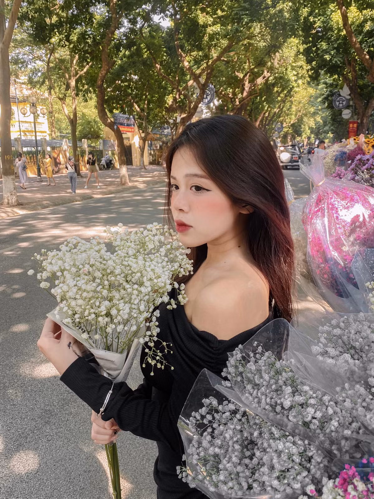 Ngoài ra, đến check in Phan Đình Phùng còn được chiêm ngưỡng những công trình lịch sử như Bắc Môn, các biệt thự Pháp cổ. Ảnh: Phạm Trang Nhung