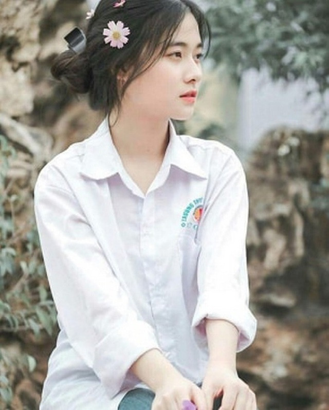 Mới đây, một diễn đàn chuyên về gái xinh trai đẹp Châu Á đăng tải loạt hình ảnh xinh đẹp của một nữ sinh 10X Bắc Giang thu hút sự chú ý của cộng đồng mạng. Chỉ sau vài giờ, bài viết đã nhận một lượng tương tác lớn.