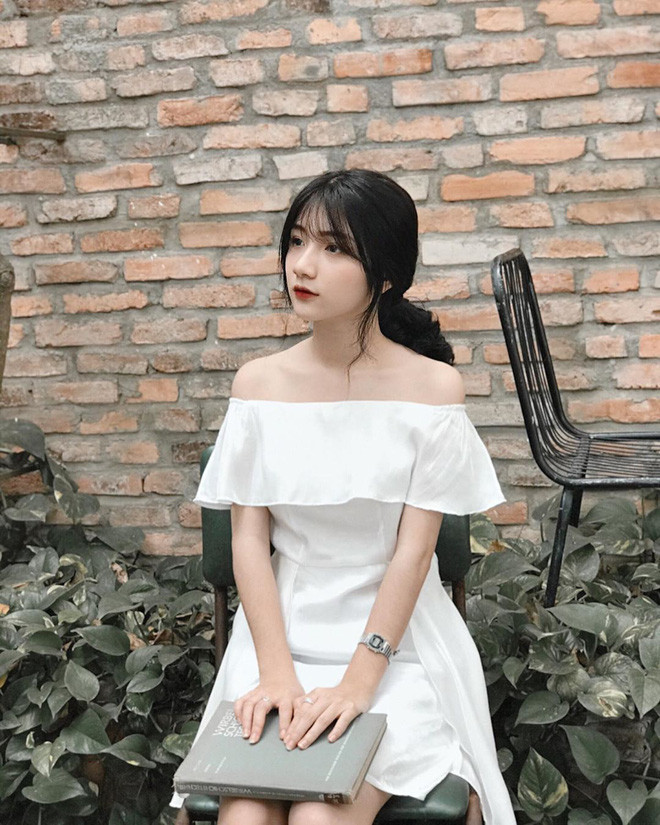 Dù đang ít tuổi thế nhưng Khánh Linh đã sở hữu hơn 150k lượt theo dõi trên trang cá nhân.