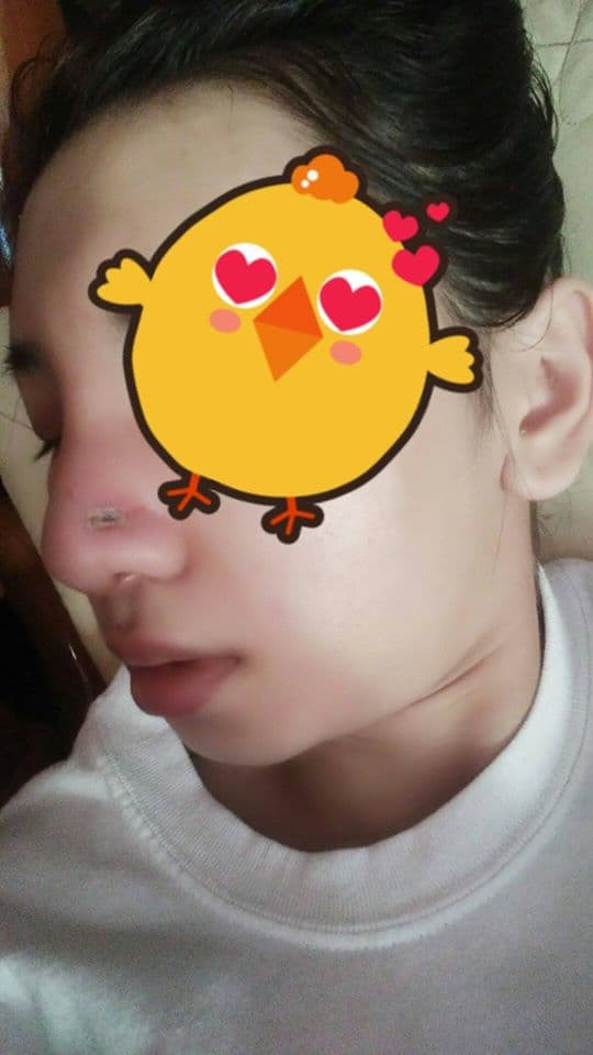 Qua hình ảnh có thể thấy, cô gái này đã lột xác hoàn toàn và sở hữu nhan sắc xinh đẹp khiến nhiều người mê mẩn.