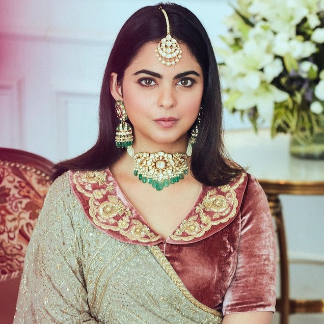 Isha tốt nghiệp cử nhân Đại học Yale năm 2014 với bằng tâm lý học và nghiên cứu Nam Á. Sau đó, cô lấy bằng MBA ở Trường Kinh doanh Stanford. Năm 2015, cô được Forbes đánh giá là một trong những nữ doanh nhân quyền lực trong tương lai ở châu Á. Theo Economic Times, cũng chính cô con gái duy nhất là người giúp tỷ phú Ambani phát triển mạng 4G phổ biến nhất của Ấn Độ, Jio, từ khi còn theo học Yale.