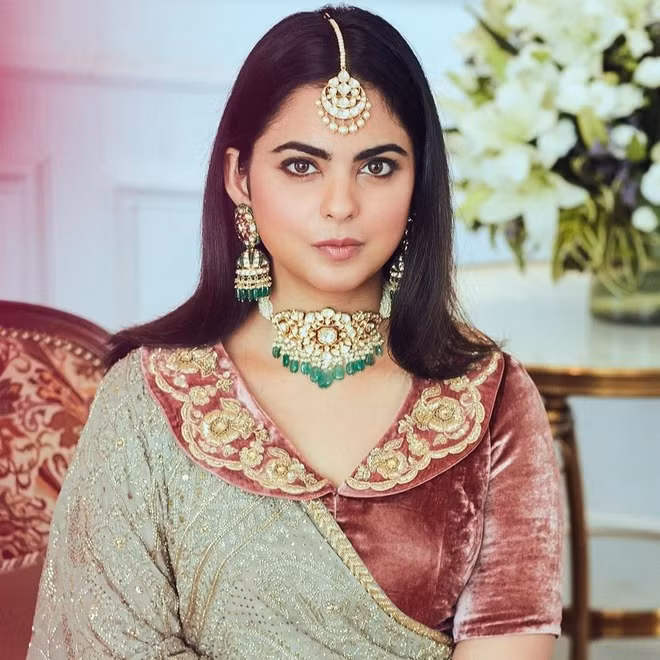 Isha tốt nghiệp cử nhân Đại học Yale năm 2014 với bằng tâm lý học và nghiên cứu Nam Á. Sau đó, cô lấy bằng MBA ở Trường Kinh doanh Stanford. Năm 2015, cô được Forbes đánh giá là một trong những nữ doanh nhân quyền lực trong tương lai ở châu Á. Theo Economic Times, cũng chính cô con gái duy nhất là người giúp tỷ phú Ambani phát triển mạng 4G phổ biến nhất của Ấn Độ, Jio, từ khi còn theo học Yale.