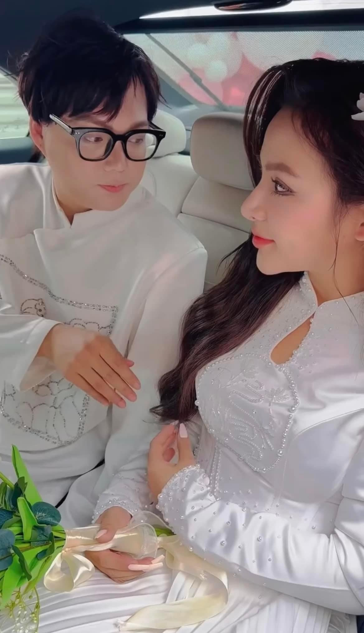 Phạm Thoại hay Norin Phạm (sinh năm 1996, quê Hải Phòng) không phải cái tên xa lạ với giới trẻ, nhất là gen Z. Anh chàng hiện sở hữu kênh Tiktok có hơn 4 triệu lượt theo dõi và loạt clip triệu view.