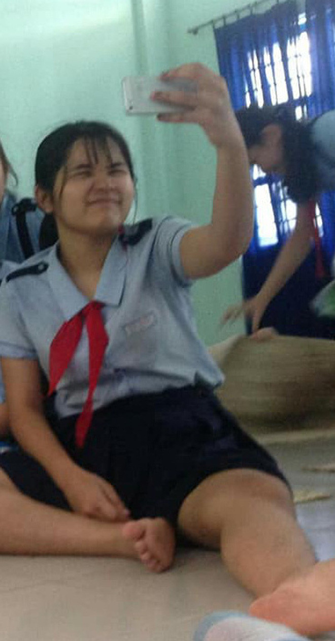 Phạm Minh Hạnh (SN 2003 đến từ Củ Chi, TP.HCM) từng có quãng thời gian dài tự ti về ngoại hình trước khi giảm cân thành công trở thành một thiếu nữ xinh đẹp như hiện tại.