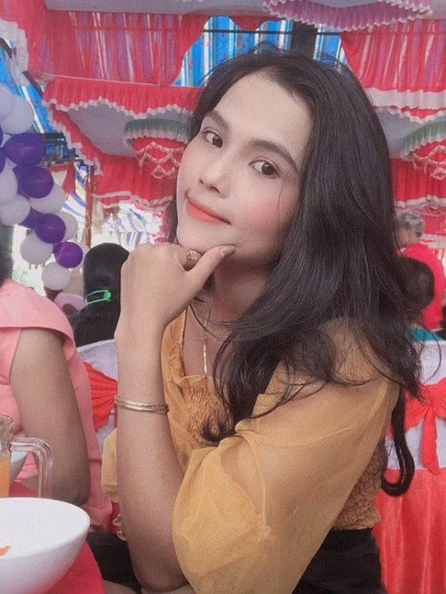 Soi dan em gai xinh khong kem chi cua cac Hoa hau Viet Nam