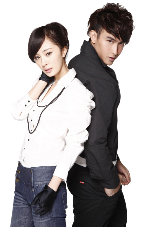 Năm 2010, hot boy tuyên bố sang Thái Lan phát triển sự nghiệp người mẫu và gặt hái được một số thành công nhất định tại xứ Chùa Vàng. Chan Than San cũng là cái tên được nhiều bạn trẻ Hong Kong biết đến.