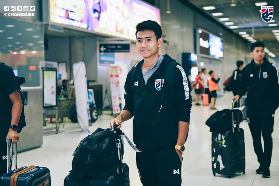 "Thần đồng bóng đá Thái" cũng là cầu thủ ghi bàn trẻ nhất của AFC Champions League nhờ pha kiến tạo của Lương Xuân Trường trong màu áo Buriram United.