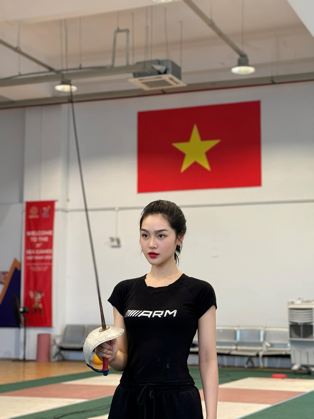 Cơ hội gặp gỡ các vận động viên đấu kiếm chuyên nghiệp đã giúp Cù Thị Trà học hỏi và rút ra được rất nhiều kinh nghiệm cho vai diễn.