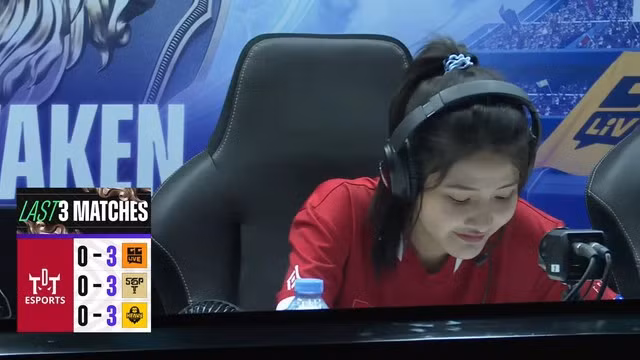 Chưa cần thi đấu, cô nàng đã nhận được rất nhiều lời khen từ cộng đồng các game thủ. Trận đấu này cũng thu hút một số lượng người xem đông đảo, dù không phải là một trận đấu quá quan trọng.