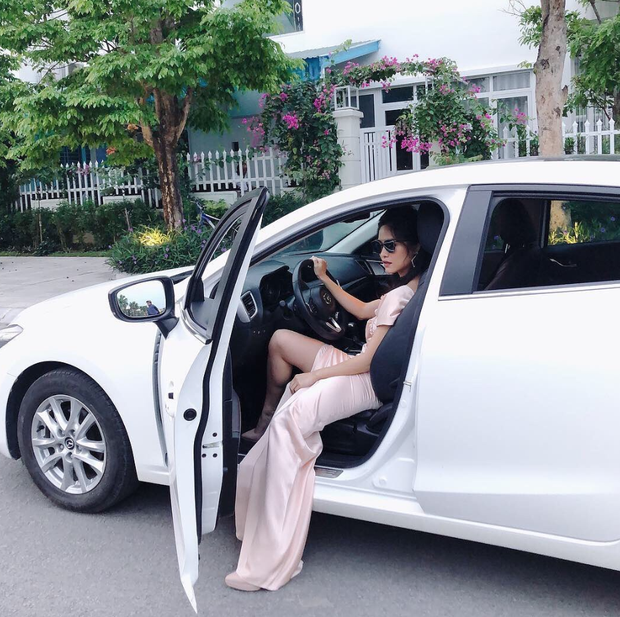 Bên cạnh đó, Mai Trang còn chia sẻ một loạt các quy tắc khác giúp thắt chặt chi tiêu như chủ động phương tiện di chuyển, chia sẻ nơi ở,....