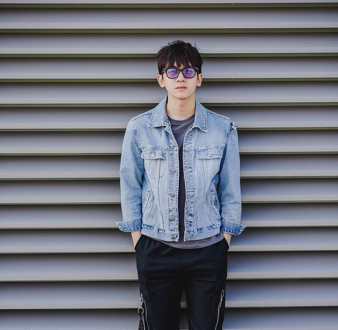 Với ngoại hình hiện tại, Nguyễn Duy Quang nhanh chóng nhận được vô số lời khen và bình luận ngỡ ngàng từ dân mạng.