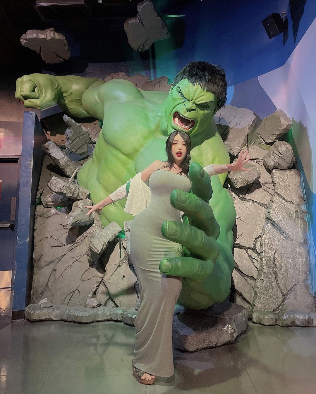 Hana Bunny có thể nói được 3 thứ tiếng là tiếng Việt, tiếng Anh và tiếng Nhật