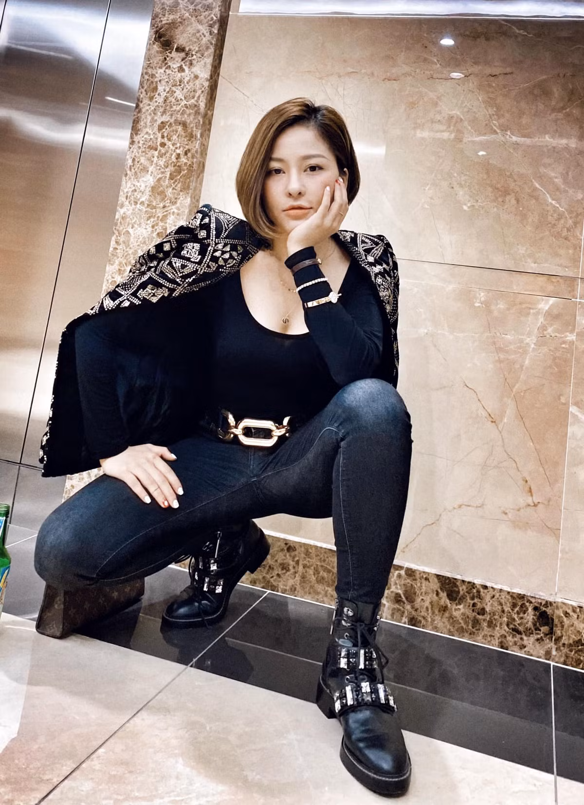 Năm 2019, Trâm Anh lộ clip nóng với bạn trai cũ gây xôn xao mạng xã hội.